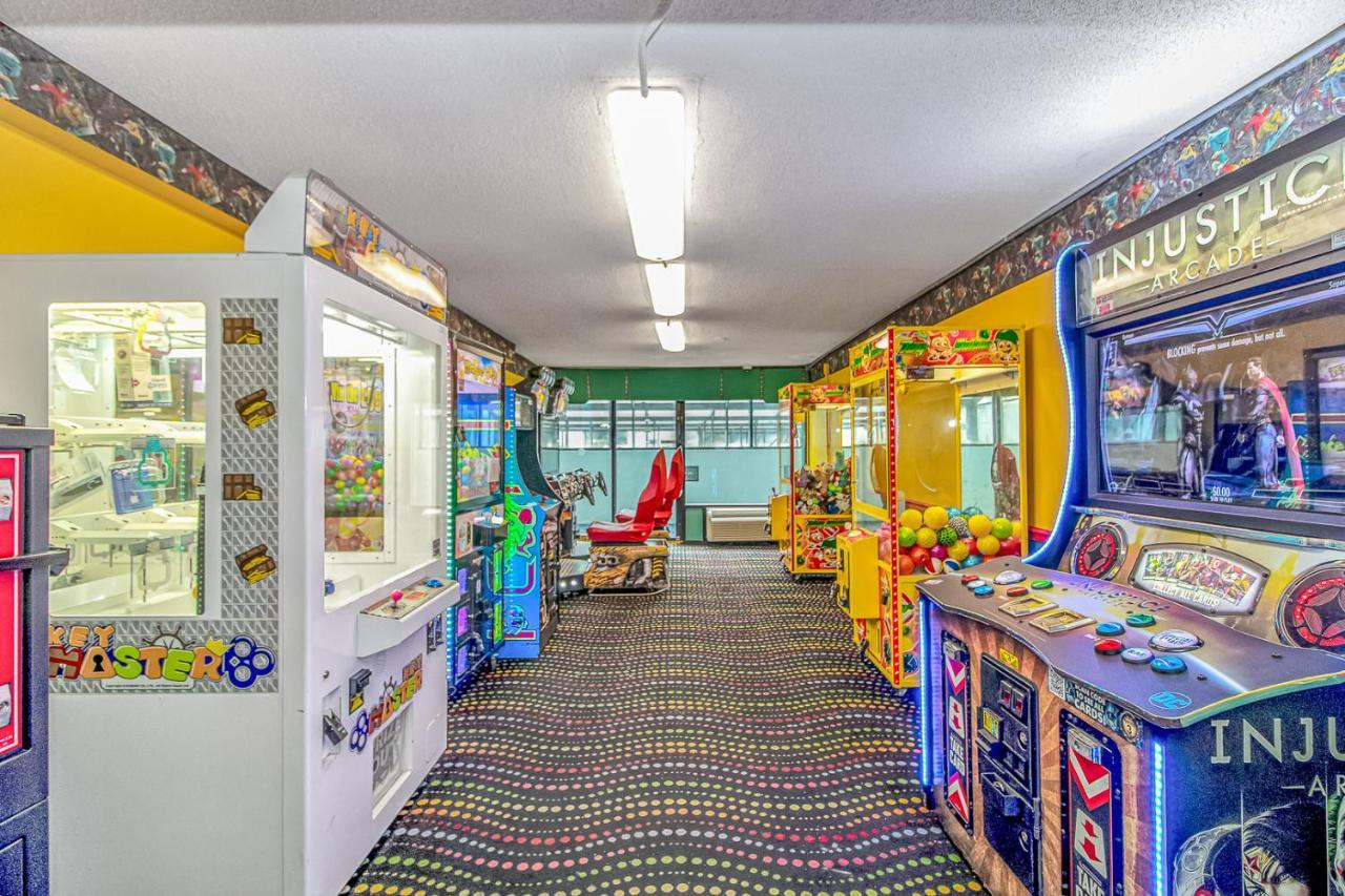 Landmark Resort 714 - Massive Indoor & Outdoor Pools And Lazy Rivers! Sleeps 4! Myrtle Beach Bagian luar foto